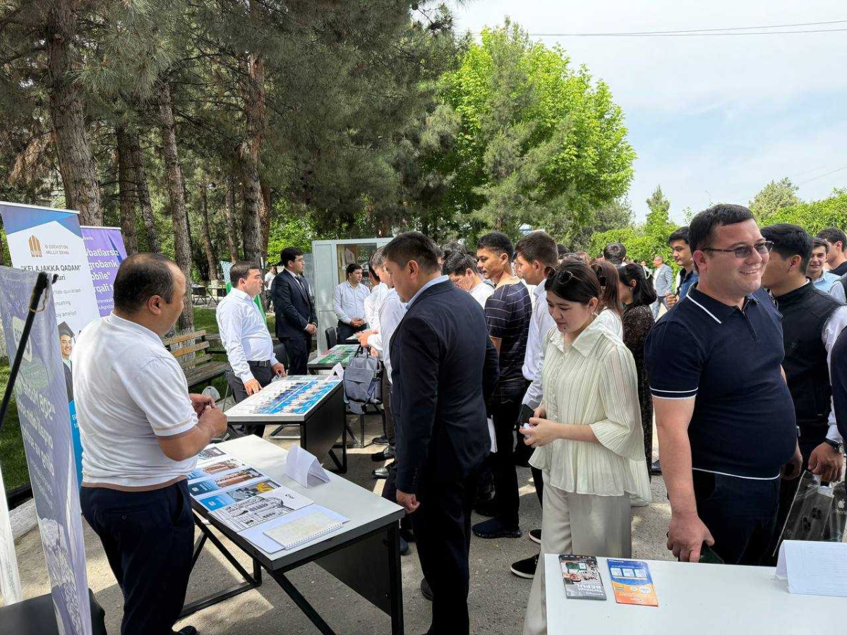 Yoshlar va rahbarlar: istiqbolli gʻoyalar yuzlashganda