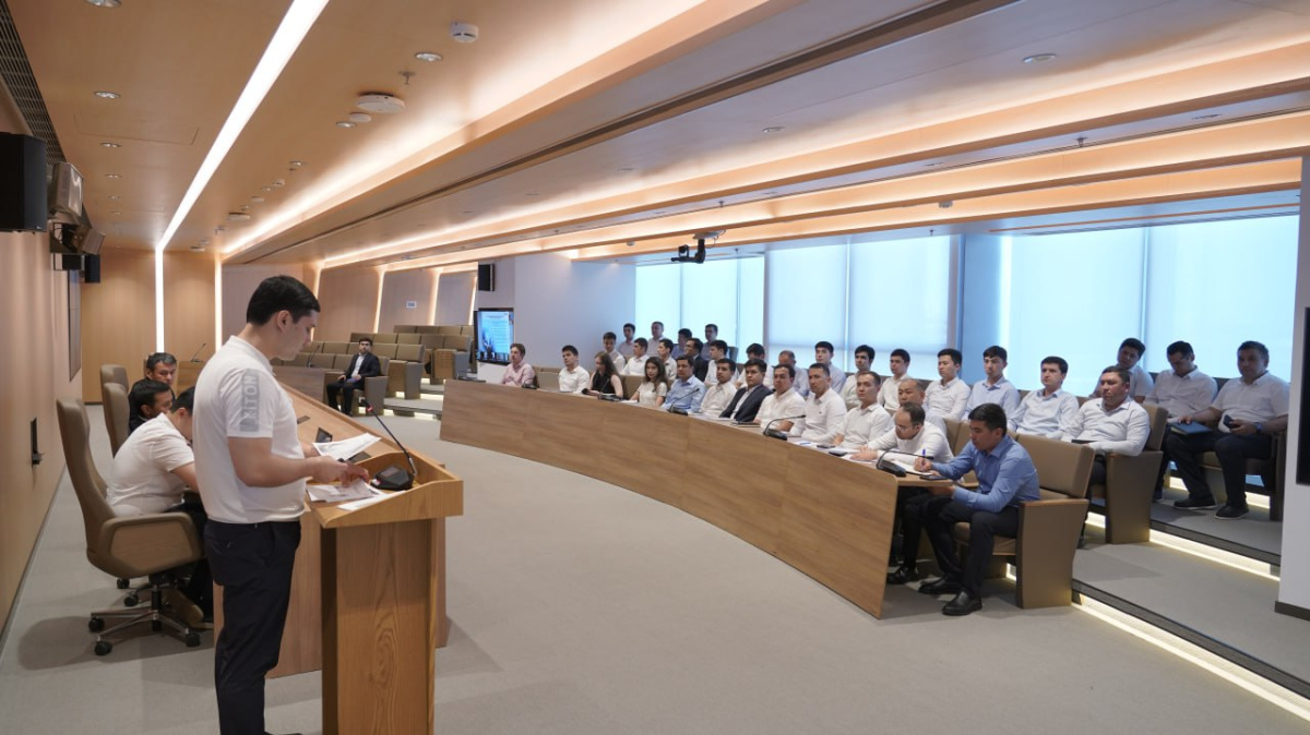 O‘zsanoatqurilishbankda korrupsiyaga qarshi kurash tizimli amalga oshirilmoqda