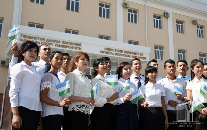 Oʼzsanoatqurilishbank yurtimizda ziyoli ayollar koʼpayishini qoʼllab-quvvatlamoqda